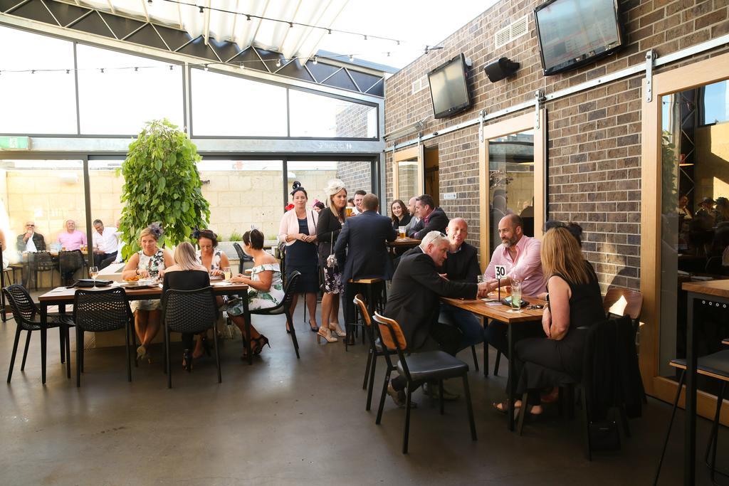 The Cally Hotel Warrnambool Buitenkant foto