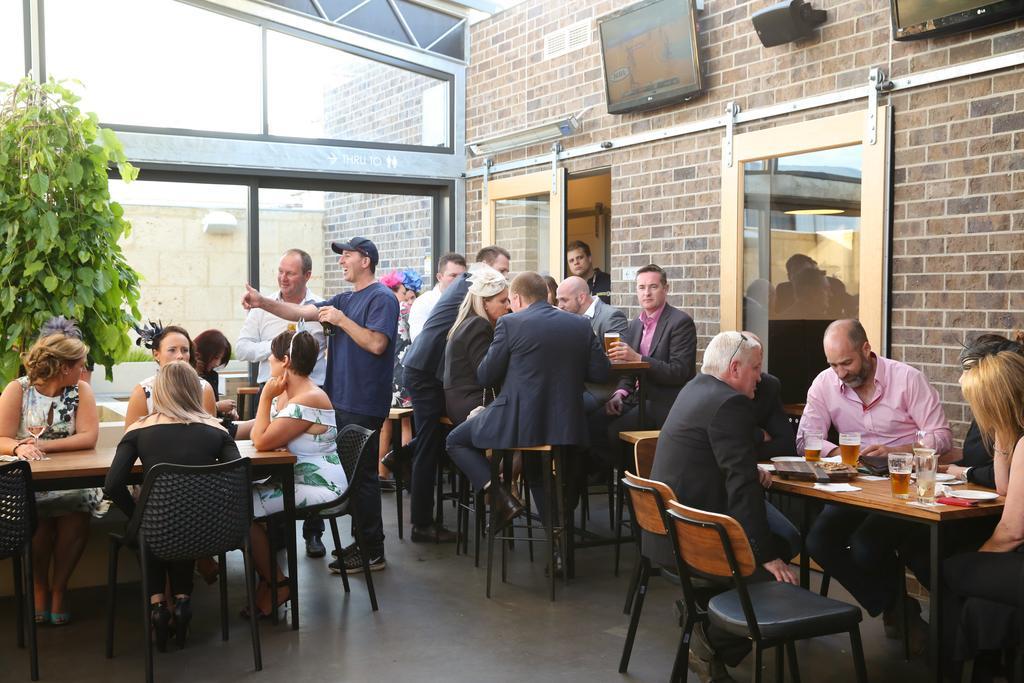 The Cally Hotel Warrnambool Buitenkant foto