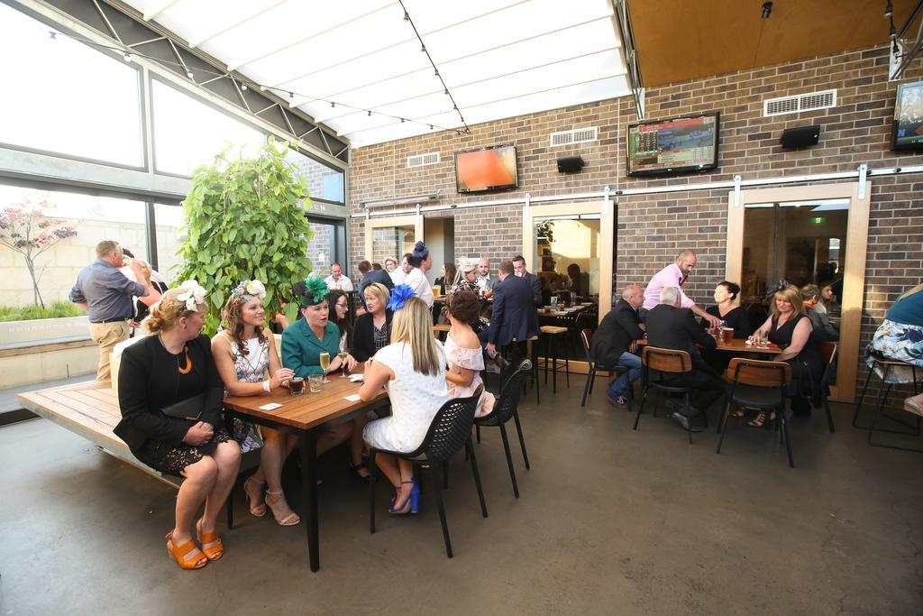 The Cally Hotel Warrnambool Buitenkant foto