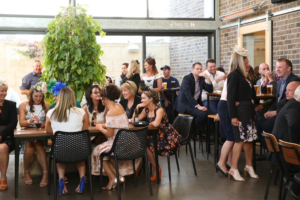 The Cally Hotel Warrnambool Buitenkant foto