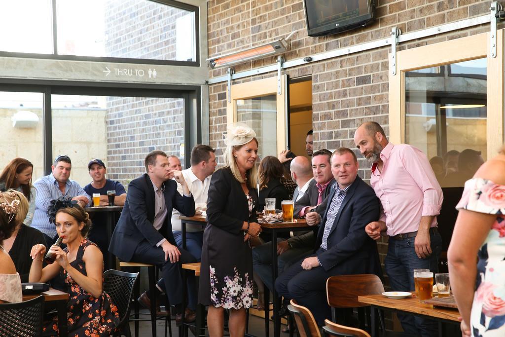 The Cally Hotel Warrnambool Buitenkant foto